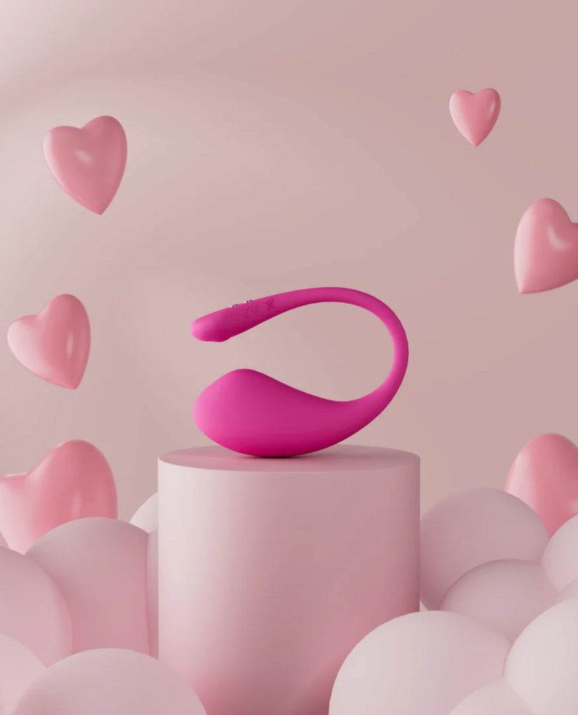 Lush 3 App Controlled Vibrator by Lovense is an ideal sex toy for solo play, discreet public play or couple play - hand off control to your partner and enjoy as they pleasure you from across the room. 